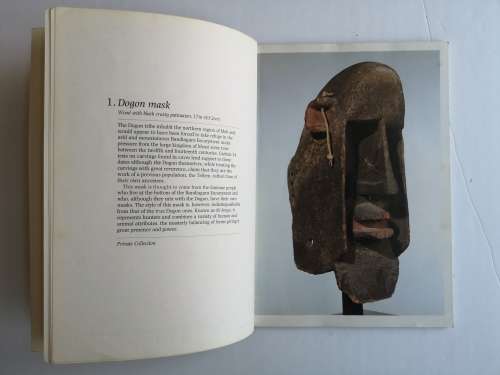 African Masks Paperback  September 1, 1978 by Robert Bleakley  (Author)