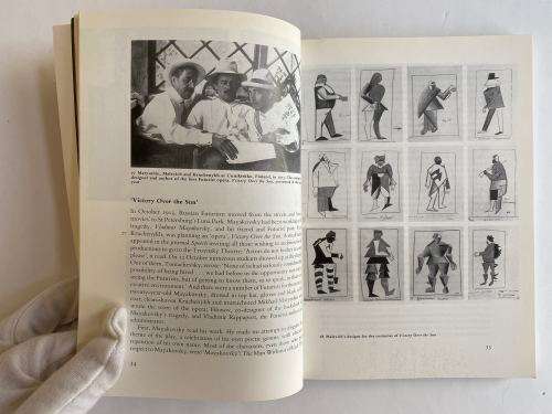 Performance Art: From Futurism to the Present:(World of Art) by RoseLee Goldberg
