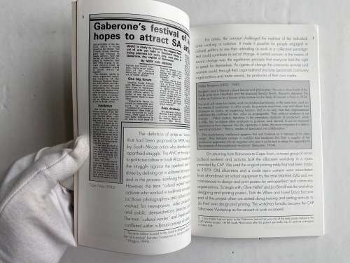 From Weapon to Ornament : the CAP Media Project posters (1982 to 1994)