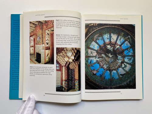 Antoni Gaudi (Chaucer Library of Art) by Derek Avery