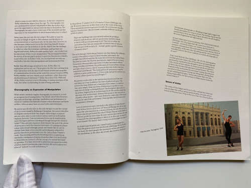 Move. Choreographing You: Art and Dance Since the 1960s (The MIT Press) by Stephanie Rosenthal