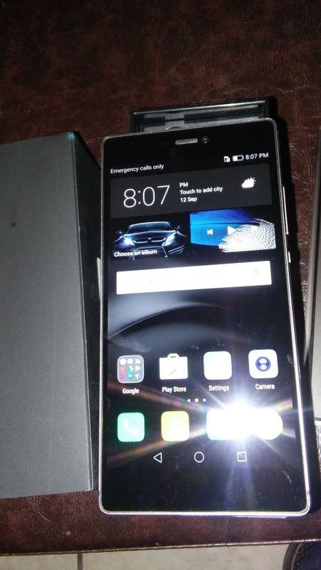 ***Original Boxed Huawei P8 dual Sim 16 GB (2017 model)