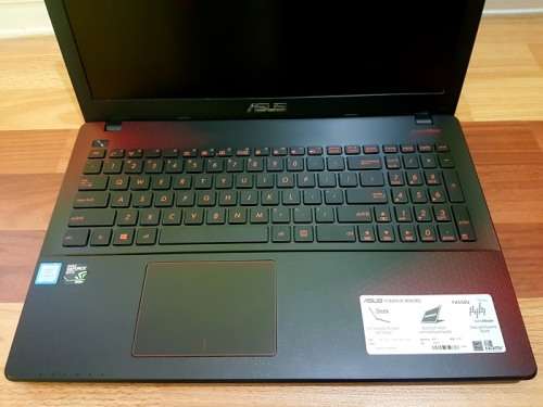 ***MINT GAMING ASUS i7 6th GEN QUAD-CORE// 16 GB RAM// NVIDEA GTX 950M// 15" FHD// 1 TB SATA 3 DRIVE