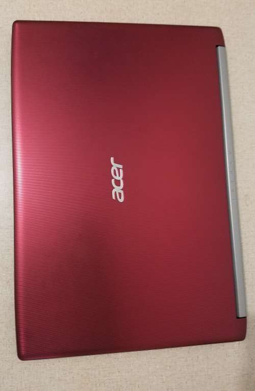 ***NEW CONDTION ACER i5 7th GEN// 15" FHD// 1TB SATA III DRIVE// 8 GB RAM LAPTOP