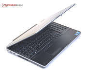 MONSTER DELL LATITUDE i7 Quad-Core// 16 GB RAM// NVIDIA GFX// 15" FHD// 256 GB SSD WORK STATION