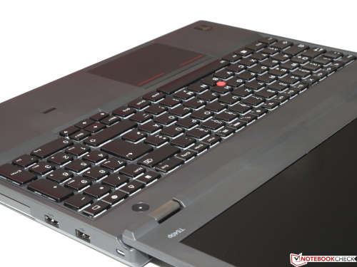***MINT LENOVO T540p i5// 16 GB RAM// FINGERPRINT// 500 GB DRIVE BUSINESS CLASS