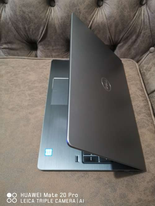 ***GAMING DELL VOSTRO i7 7th Gen// 15" FHD//NVIDIA 4GB DDR5 GFX// 8 GB RAM// 1TB SATA lll DRIVE