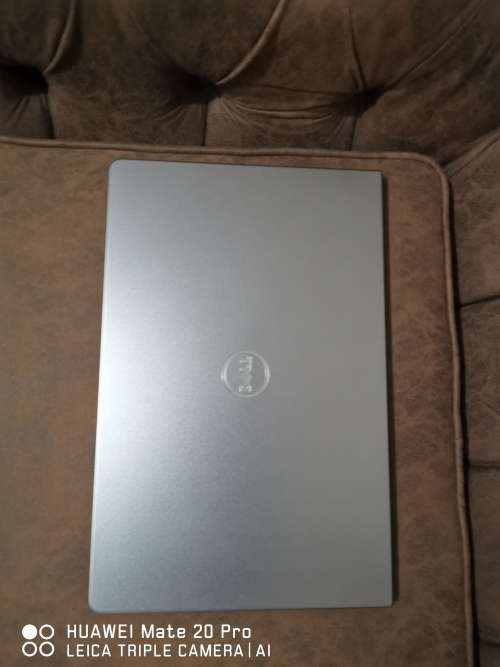 ***GAMING DELL VOSTRO i7 7th Gen// 15" FHD//NVIDIA 4GB DDR5 GFX// 8 GB RAM// 1TB SATA lll DRIVE