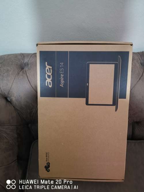 ***BOXED MINT*** CONDTION ACER i5 7th GEN// 1TB SATA III DRIVE// 4 GB RAM LAPTOP