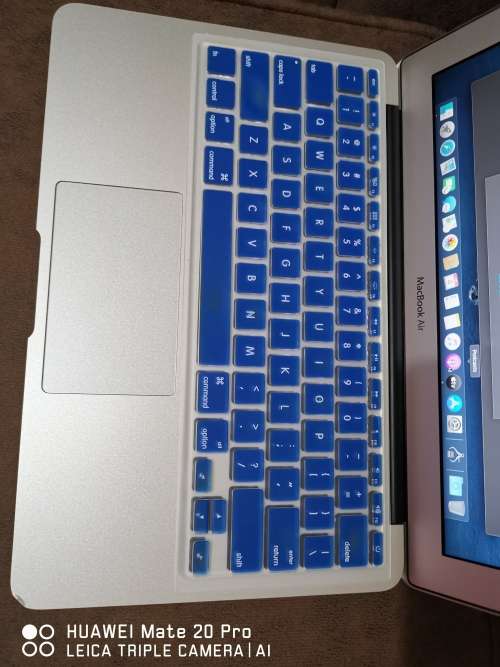 ***RARE LIMITED EDITION*** APPLE MACBOOK AIR Intel® Core i7** 512 GB SSD** 8 GB RAM** ULTRABOOK