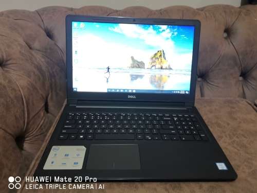 *** MINT CONDITION DELL  i3 6th Gen // 4 GB RAM // 750 GB SATA DRIVE