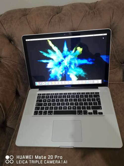 ***MONSTER** APPLE MACBOOK PRO 15 Intel® Core i7 QUAD-CORE** 8 GB RAM** RADEON GFX** 500 GB SATA DRI
