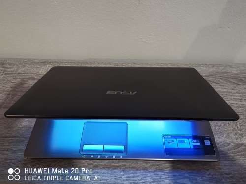 ***AMAZING BUSINESS CLASS*** ASUS i5 15 " HD SCREEN** 1 TB SATA DRIVE** 4 GB RAM