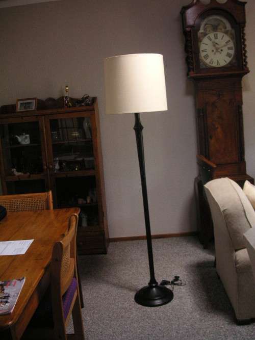 STANDARD LAMP