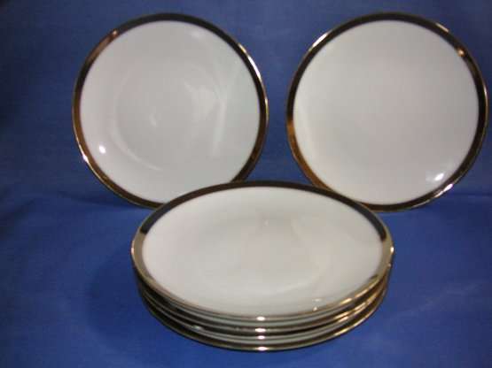 CAKE PLATES