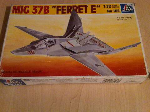 mig 37B FERRETT E-ITALERI-1/72-COMPLETE  KIT