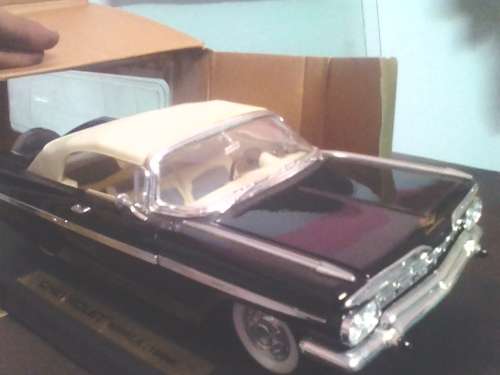 1959 chev impala-road signature-1/18 scale-mint