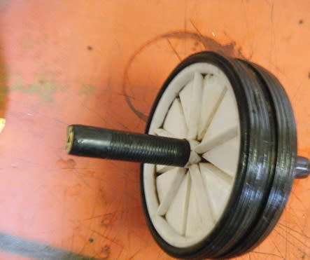 training wheel-for abs-and midsection