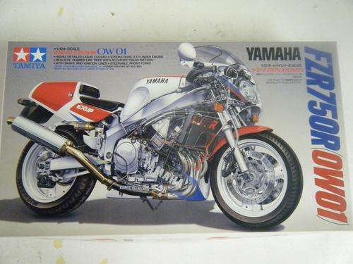 YAMAHA FZR 750R (0W01)-BY TAMIYA-IN MINT CONDITION-1:12 SCALE