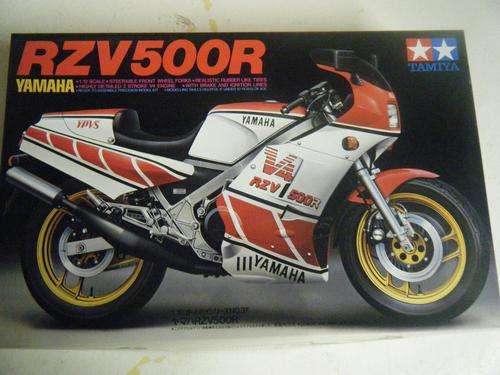 YAMAHA RZV500R-BY TAMIYA-IN MINT CONDITION-1:12 SCALE