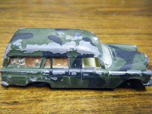 MATCHBOX-SERIES NO3-MERCEDES BENZ''BINZ''AMBULANCE-MADE IN ENGLAND BY LESNEY-NO BOX-MATCHBOX SCALE