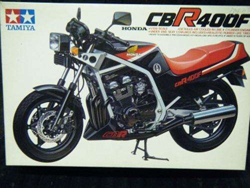 HONDA CBR400F-TAMIYA-NEW-1:12 SCALE