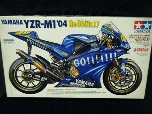 YAMAHA YZR-M1'04-TAMIYA