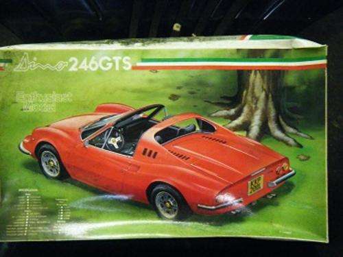 FIJIMI-FERRARI DINO 246 TS-1:24 SCALE-BOX SLIGHTLY DAMAGED-PATRS SEALED INSIDE