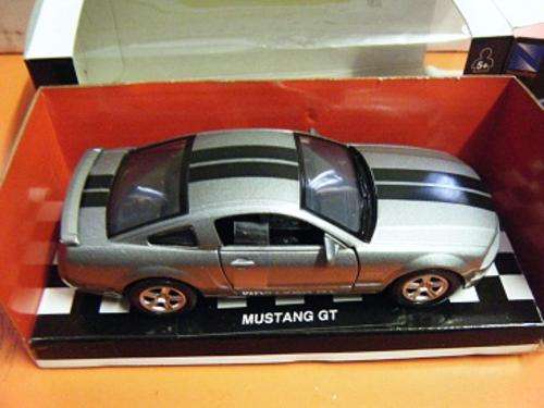 MUSTANG GT-NEWRAY-MINT AND BOXED