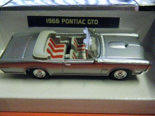 PONTIAC 1966 GTO-NEWRAY-MINT+BOXED