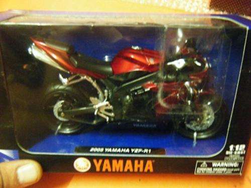 2005 YAMAHA YZF-R1-BY NEWRAY-1:12 SCALE-IN BOX
