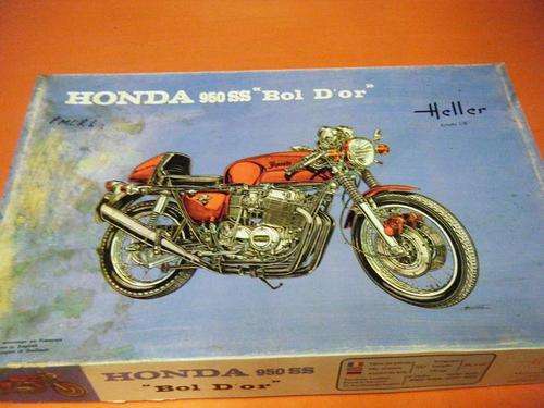 HONDA 950SS ''BOL D'or-BY HELLER-1/8 SCALE--COMPLEE KIT PARTS ARE STILL SEALED-BOX HAS SOME WEAR
