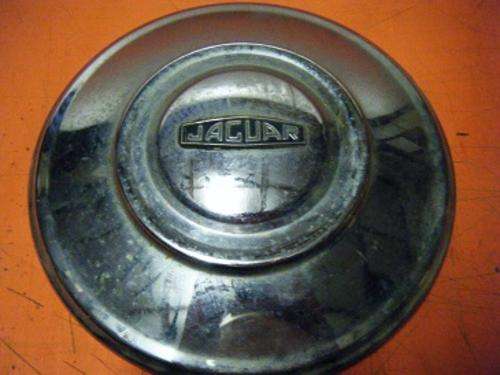 VERY OLD JAGUAR MK1/10 HUB CAP-HAS VERY LITTLE RUST--GOOD CONDITION