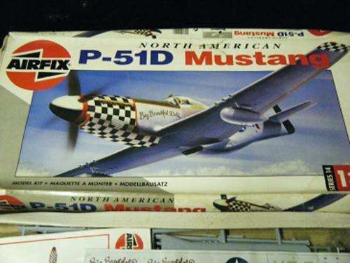 N.A.P51 MUSTANG-1/24SCALE-BY AIRFIX-BOX DAMAGE AND DECAL DAMAGE-LOW STARTING BID...