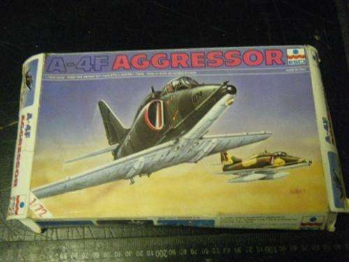 A-4F AGGRESSOR-BY ESCI-1/72 SCALE-R1 START DUE TO BOX DAMAGE-KIT PARTS STILL SEALED AND UNDAMAGED
