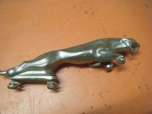 JAGUAR XJ6 MASCOT -IN VERY GOOD CONDITION-20CM IN LENGTH