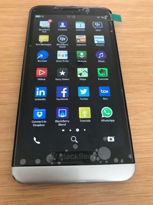 BLACKBERRY Z30  !!! BARGAIN !!!!!!! FAIRLY NEAT!!!!
