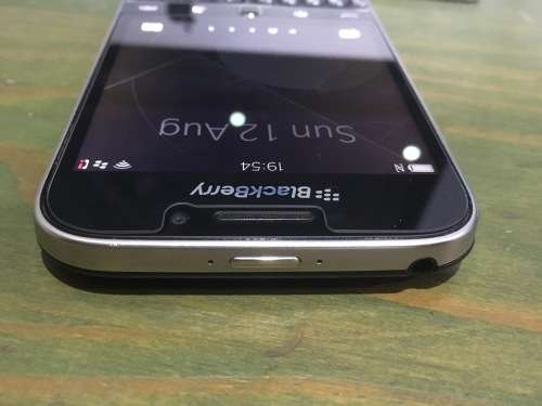 Blackberry Classic Q20 !!!!!! SUPER BARGAIN !!!!!