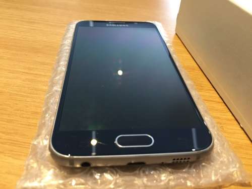Samsung S6 32gb BARGAIN!!! Used has a lot of wear  !!!!!!!
