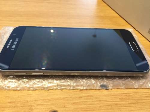 Samsung S6 32gb BARGAIN!!! Used has a lot of wear  !!!!!!!