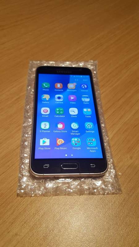 SAMSUNG J5 PRIME GOLD  !!!! BARGAIN !!!! CLOSE TO NEW !!!!! FREE SHIPPING !!!!!!