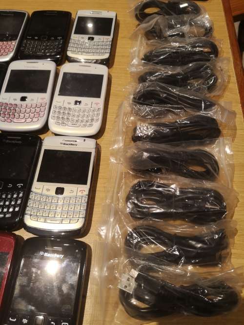 Lot of blackberry devices !!! Please read !!!