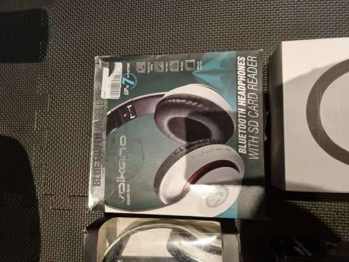 4 x Various Headphones !!!! BARGAIN !!!! FREE SHIPPING !!!!!