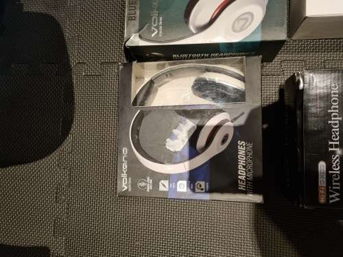 4 x Various Headphones !!!! BARGAIN !!!! FREE SHIPPING !!!!!