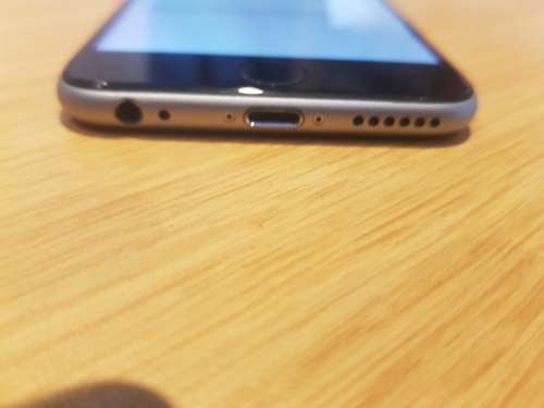 iPhone 6s 64gb  !!!! BARGAIN !!!! NEAT !!! FREE POSTNET SHIPPING!!! CLEAR OUT  !!!