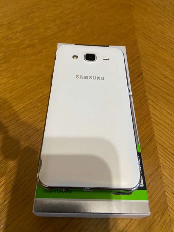Samsung J5 Smartphone