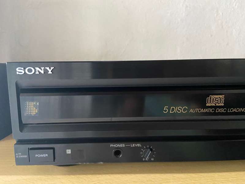 Sony 5 Disc CD Player