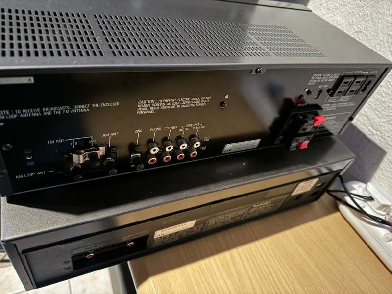 Technics Integrated Amplifier + Mactching Technics Deck !!! PLEASE READ !!! BARGAIN !!!