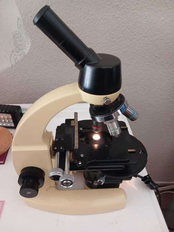Vintage (Rare cream colored)  Cooke Troughton & Simms Microscope, three lens with light source