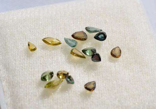 SUPERB FANCY COLOUR DIAMONDS COLLECTION ! OVER 1 ct-15 STONES !!